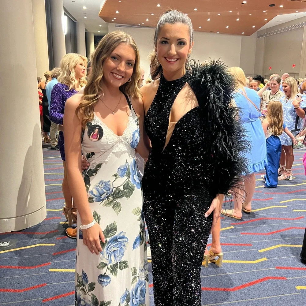 Elegant Black Sequin Jumpsuit - Picture 2 of 4